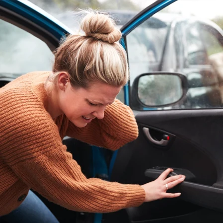 Chiropractic Escondido CA Woman Neck Injury Auto Accidents Services